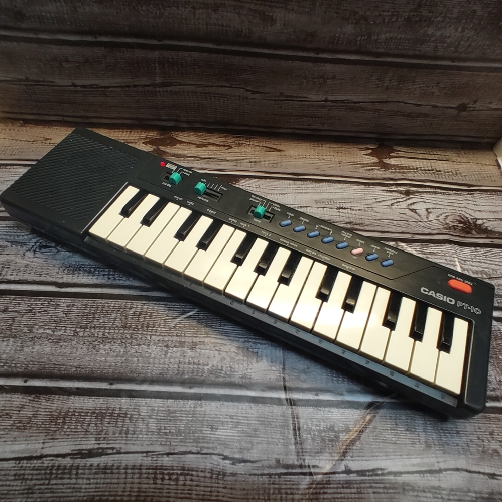 Vintage Casio PT-10 Keyboard